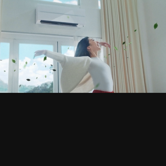 Mitsubishi — “Green Must Go On”